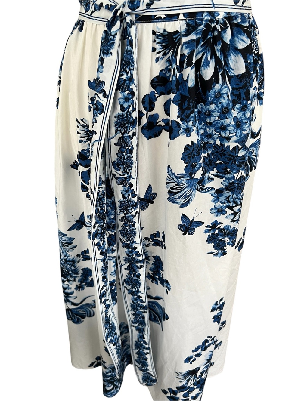 H&M Blue and White Floral Wrap Skirt - Picture 4 of 6